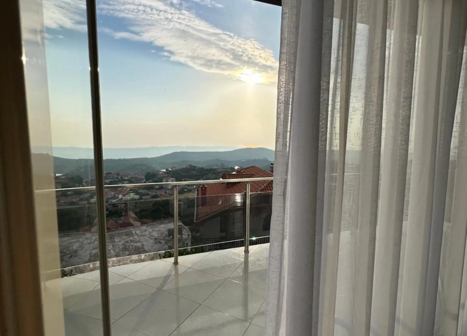 Freske Rooms Krujë Konukevi